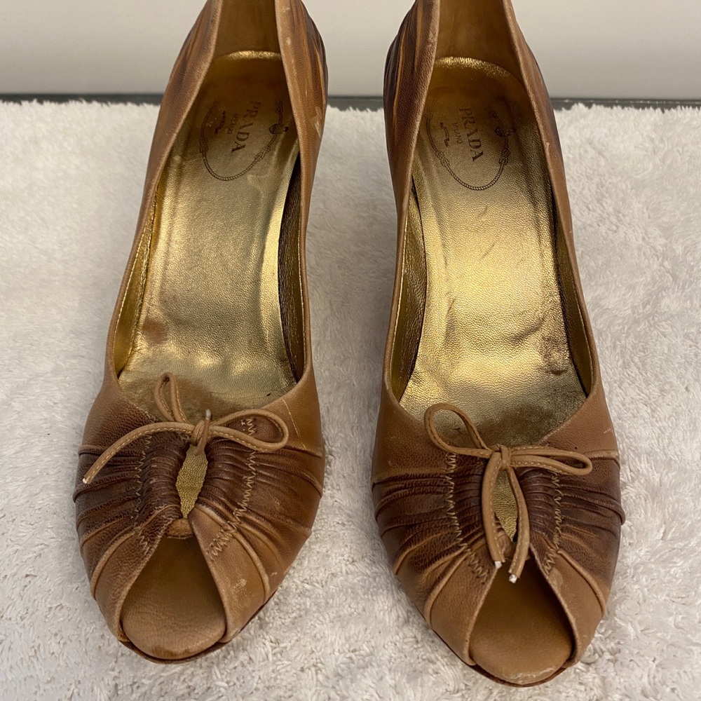 Prada Brown & Tan Ombré Pumps